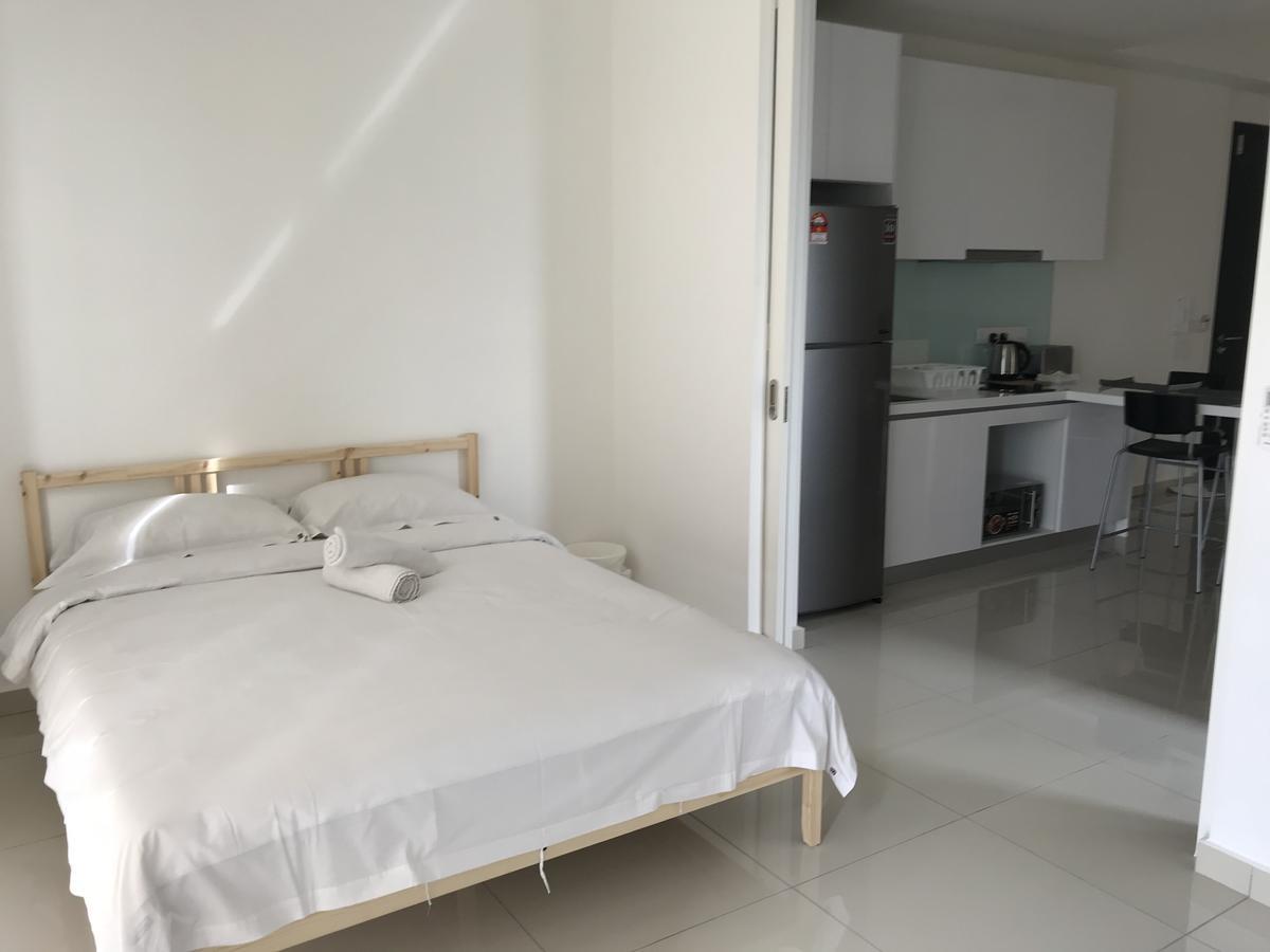 Апартаменты Cbd3 Soho Сайберджая Экстерьер фото