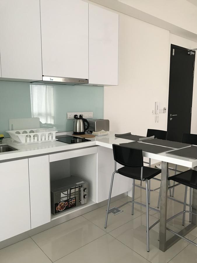 Апартаменты Cbd3 Soho Сайберджая Экстерьер фото